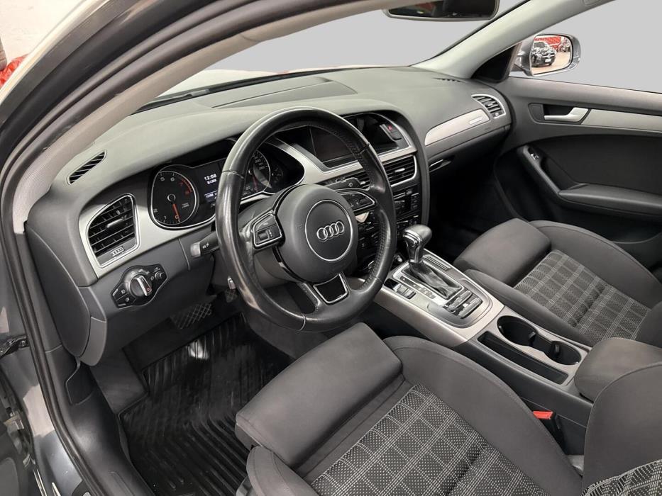 AUDI A4 2013