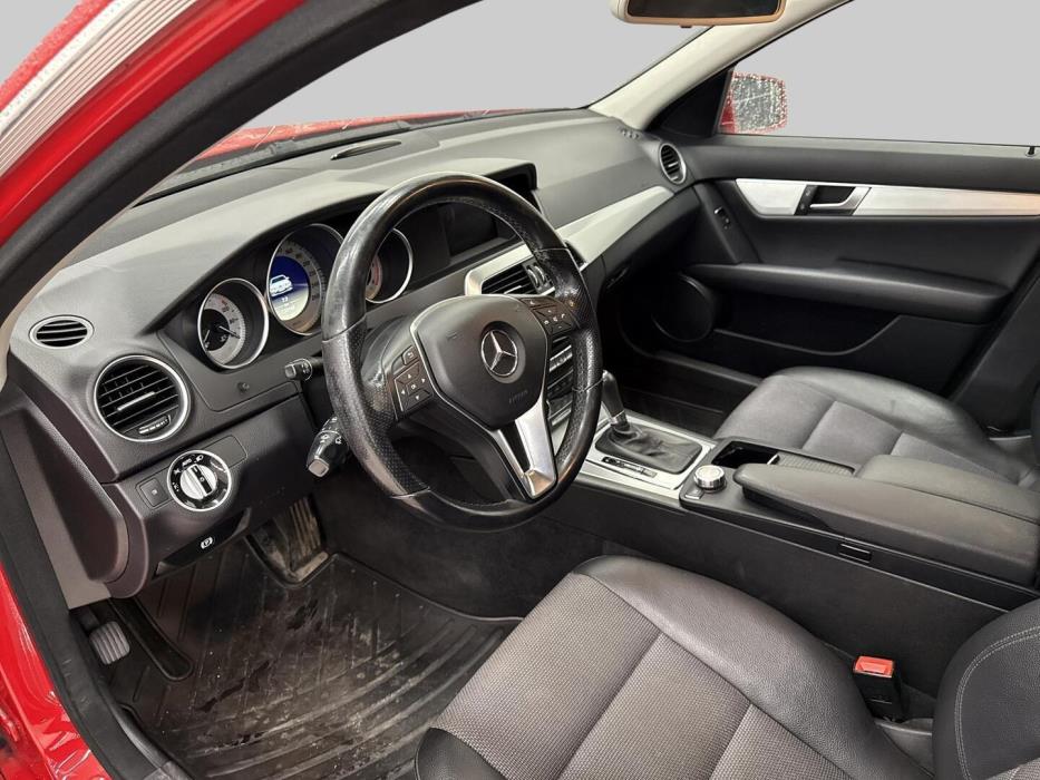 MERCEDES-BENZ C 2012
