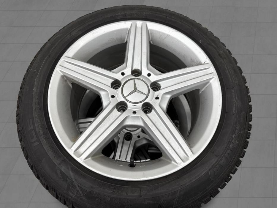 MERCEDES-BENZ C 2012