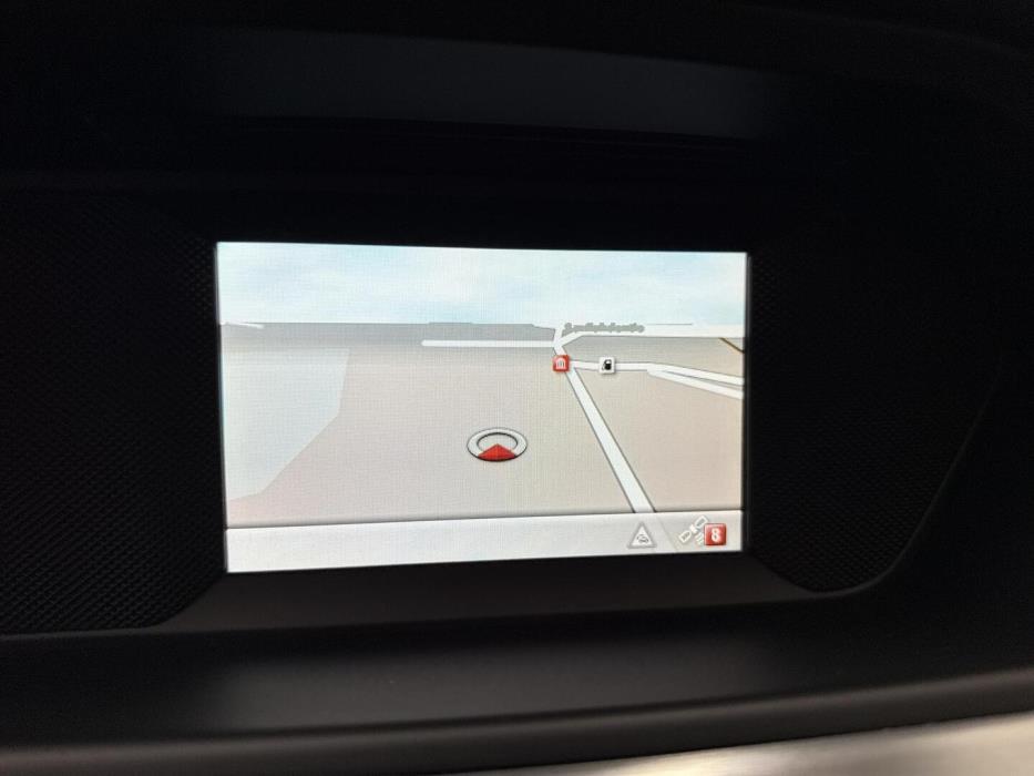 MERCEDES-BENZ C 2012