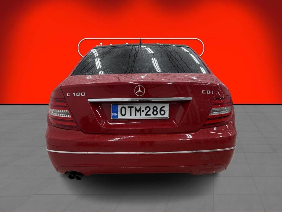 MERCEDES-BENZ C 2012