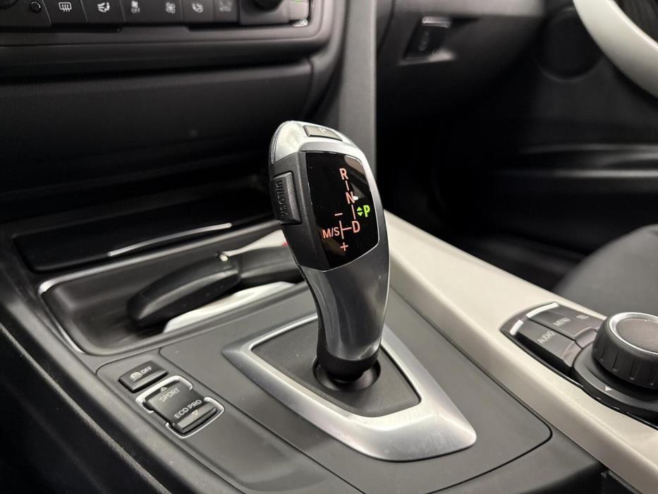 BMW 320 2013