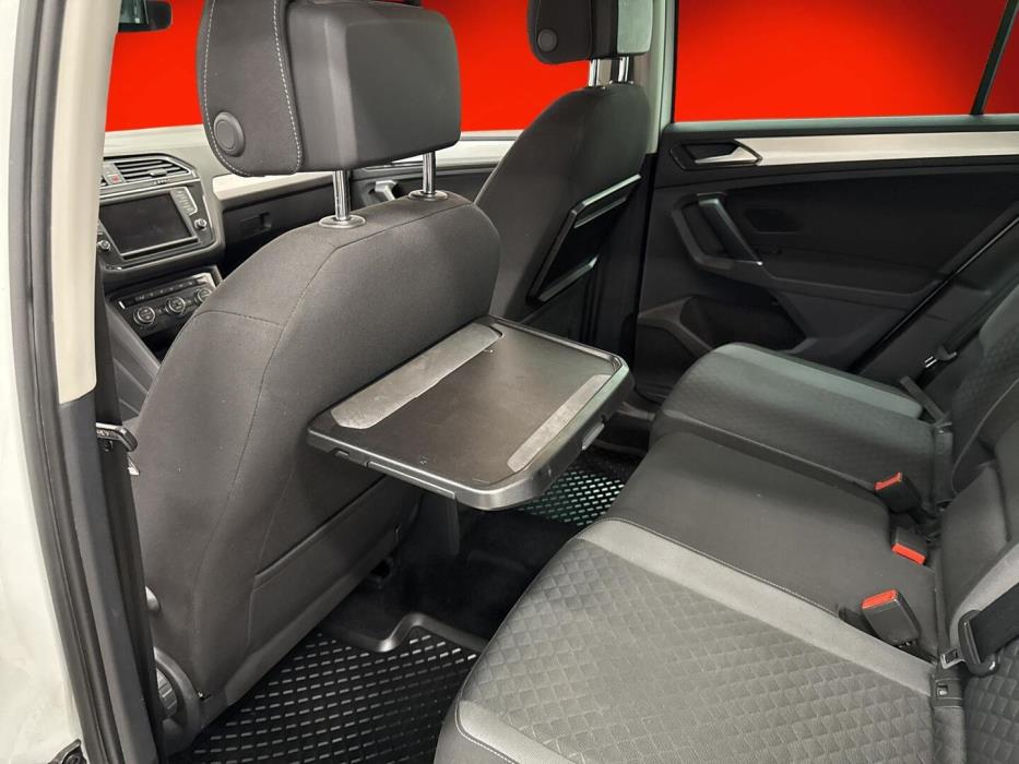 VOLKSWAGEN Tiguan 2016