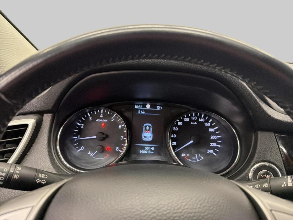 NISSAN Qashqai 2017