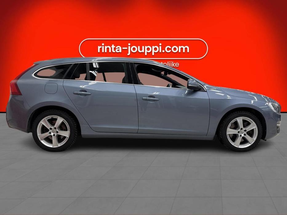 VOLVO V60 2018