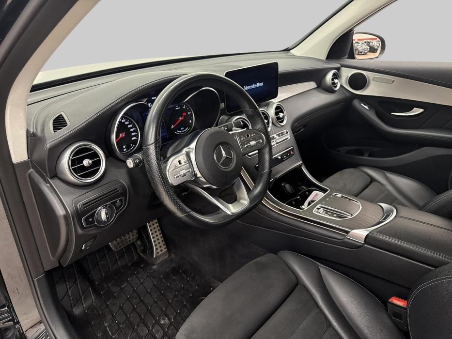 MERCEDES-BENZ GLC 2022