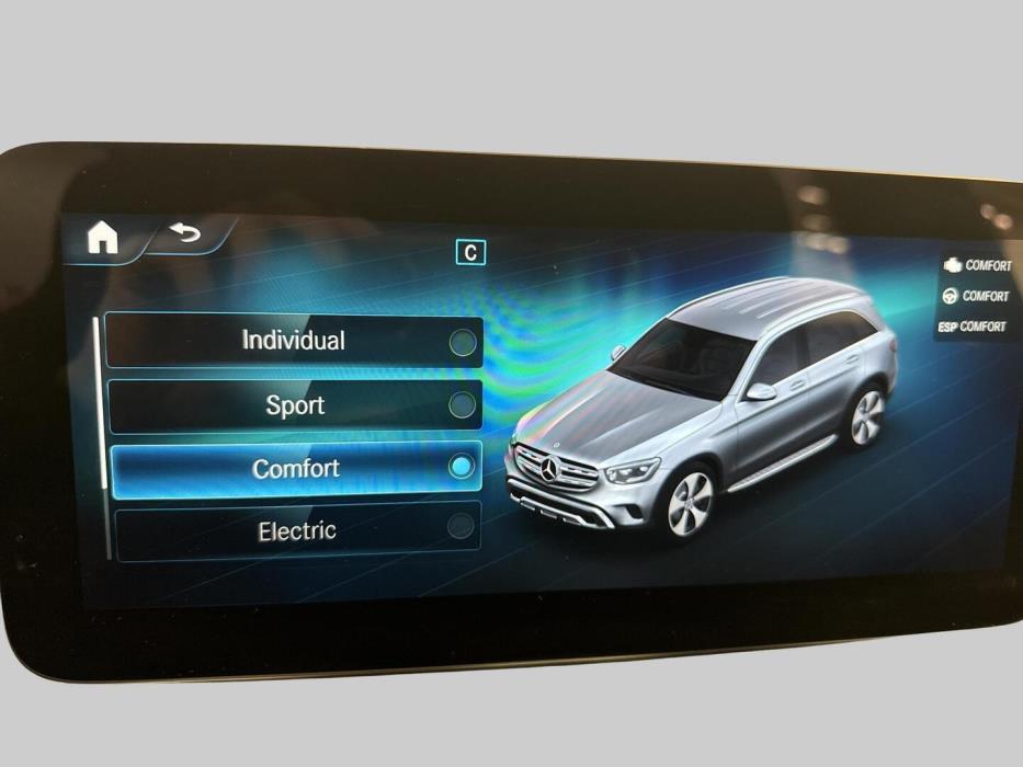 MERCEDES-BENZ GLC 2022