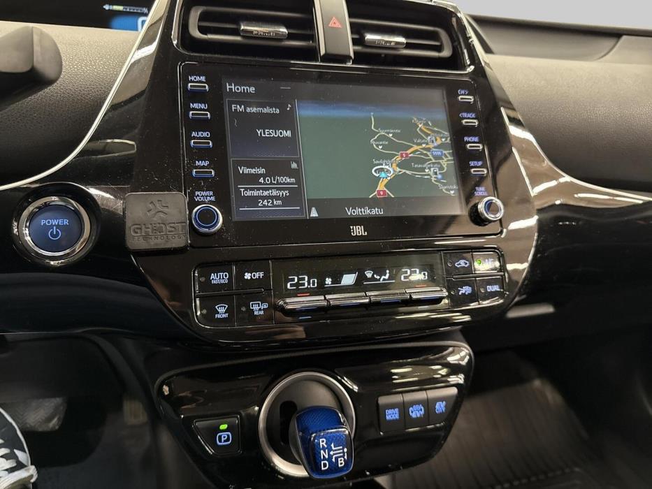 TOYOTA Prius Plug-in 2022