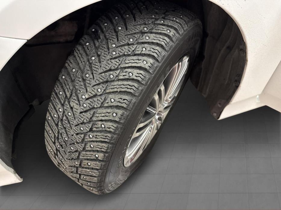 TOYOTA Prius Plug-in 2022