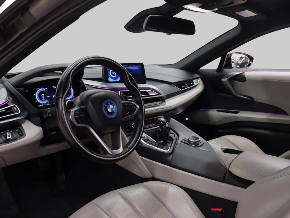 BMW i8 2014