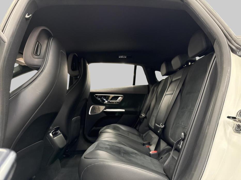 MERCEDES-BENZ EQE 2022