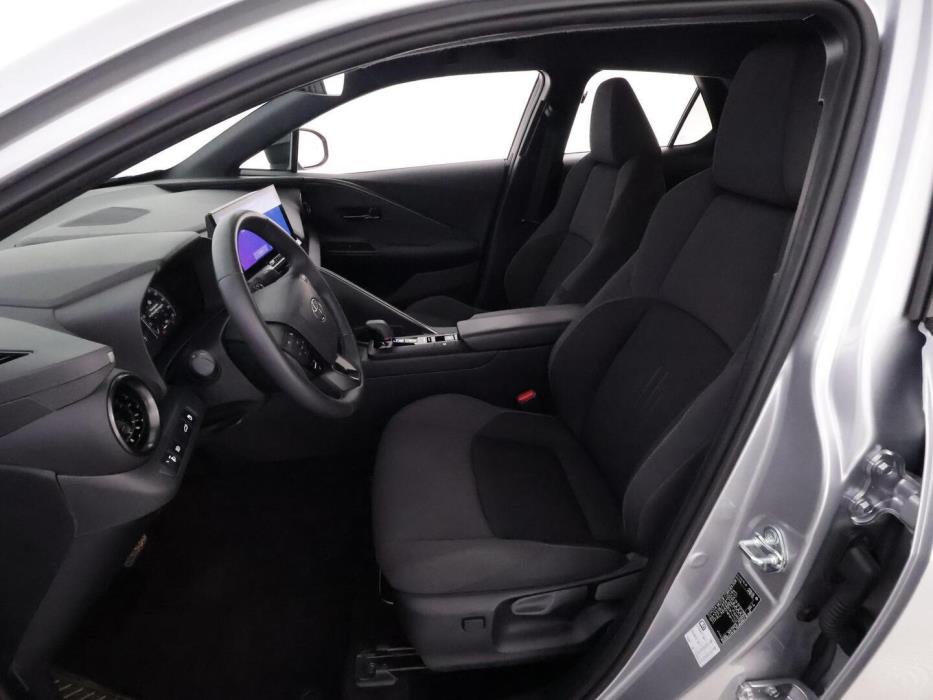 TOYOTA C-HR 2025