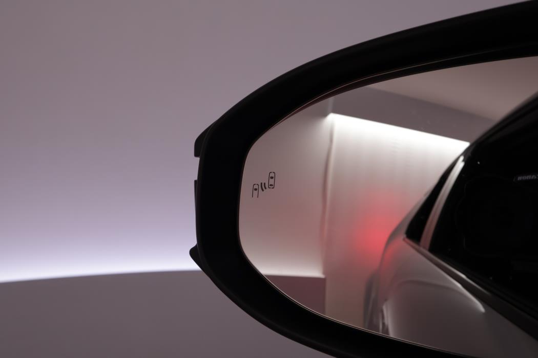 TOYOTA C-HR 2025