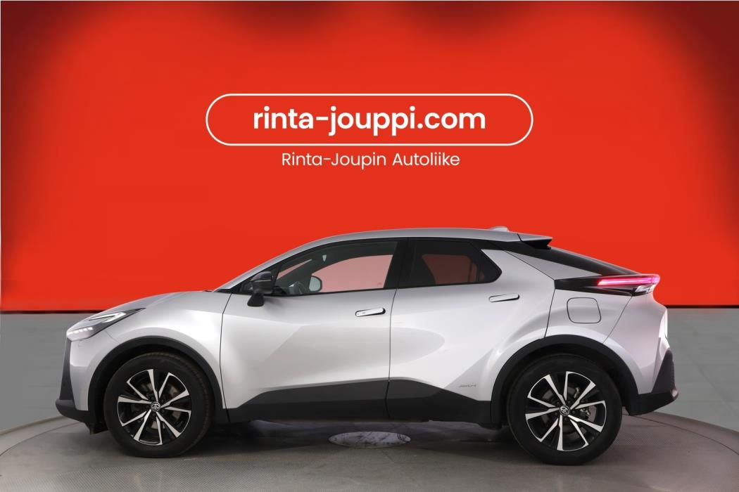 TOYOTA C-HR 2025