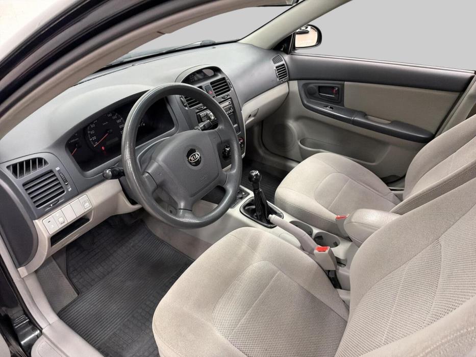 KIA Cerato 2005