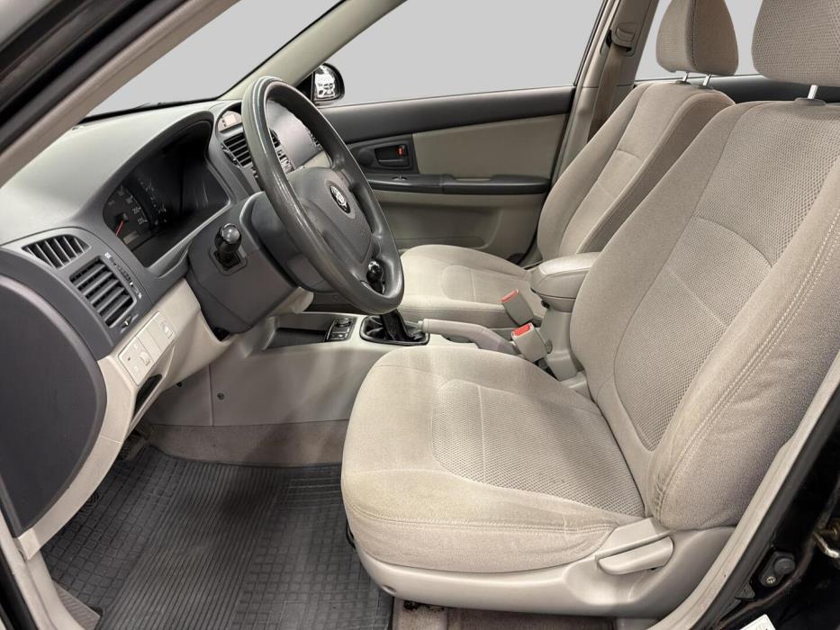 KIA Cerato 2005