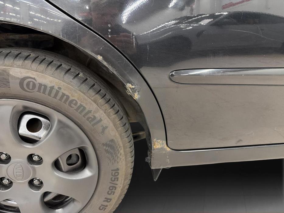 KIA Cerato 2005