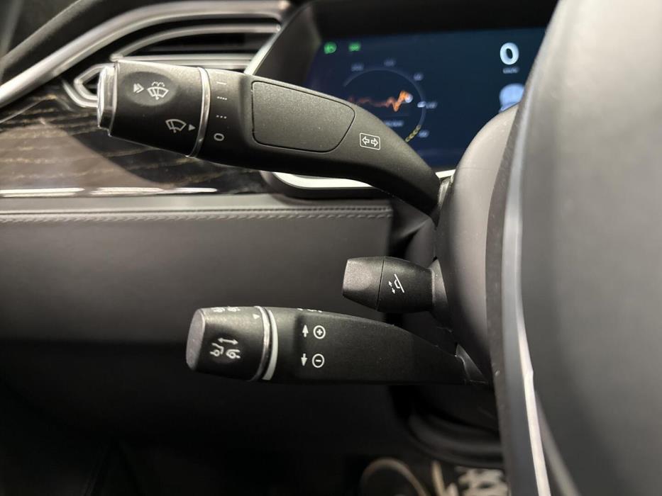 TESLA Model S 2017