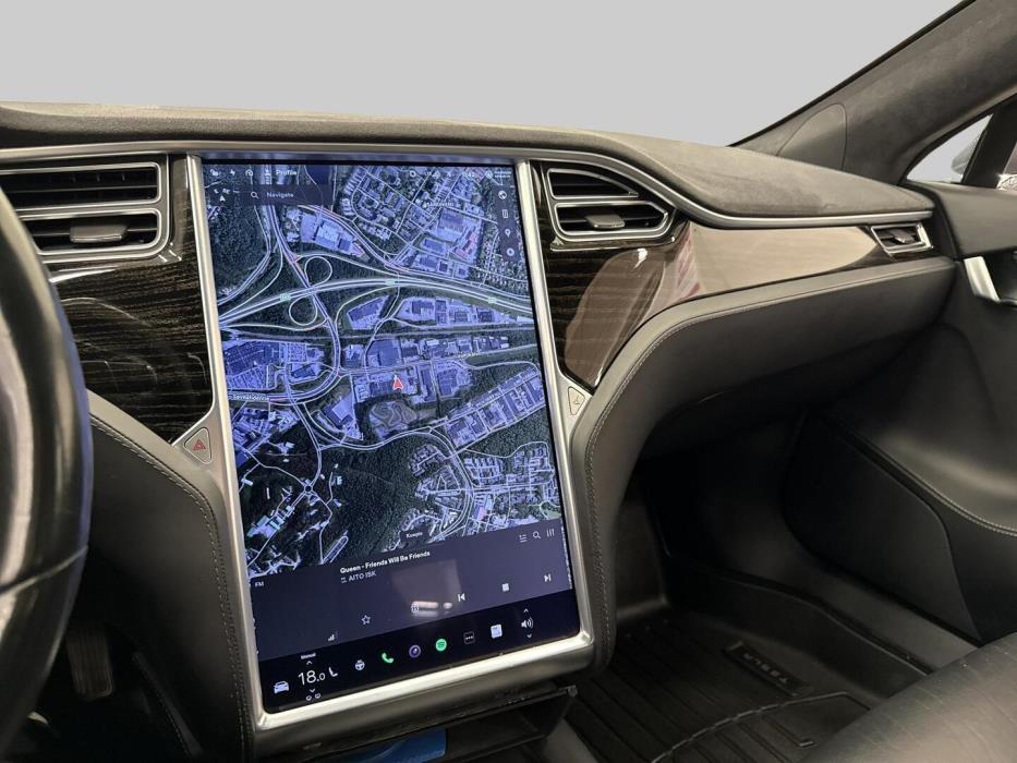 TESLA Model S 2017