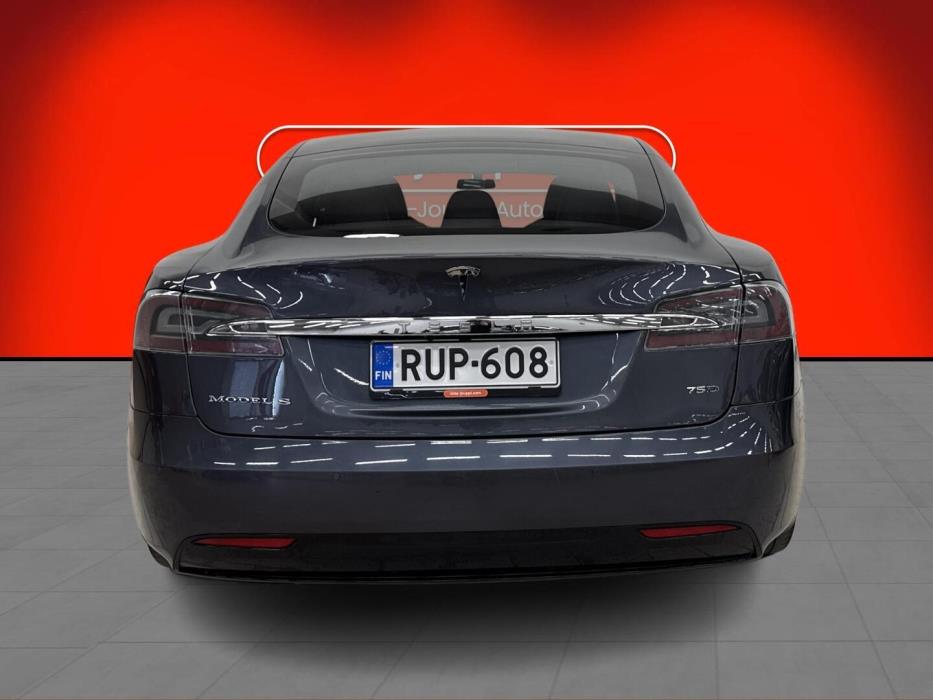 TESLA Model S 2017
