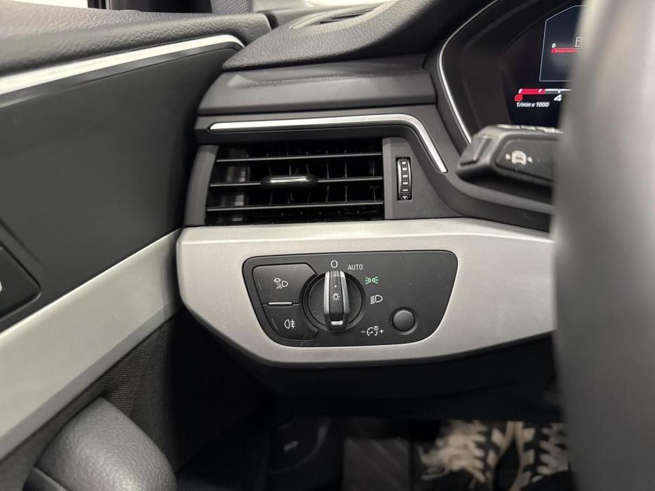 AUDI A4 allroad 2023