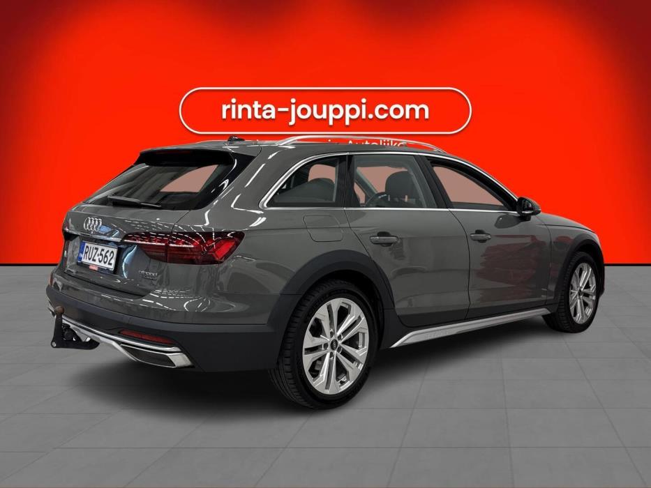 AUDI A4 allroad 2023