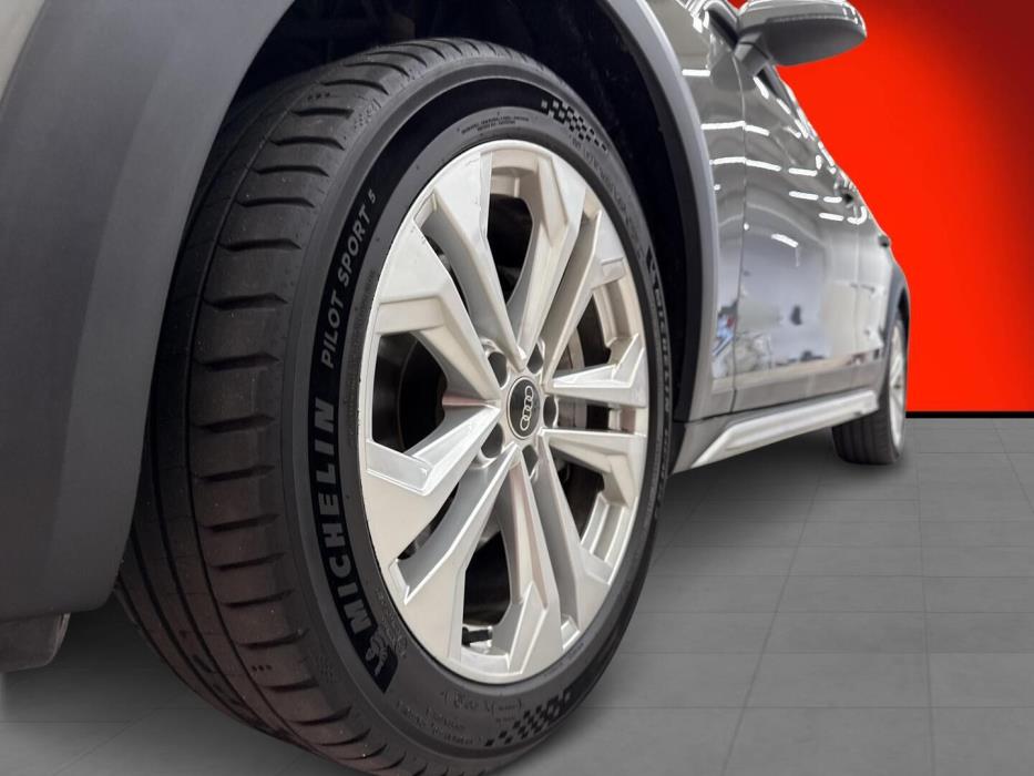 AUDI A4 allroad 2023