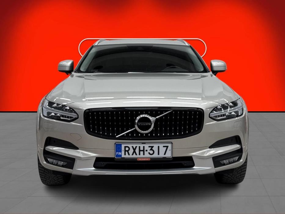 VOLVO V90 Cross Country 2019