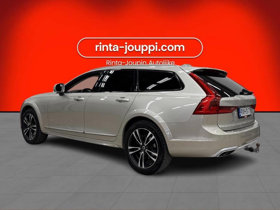 VOLVO V90 Cross Country 2019