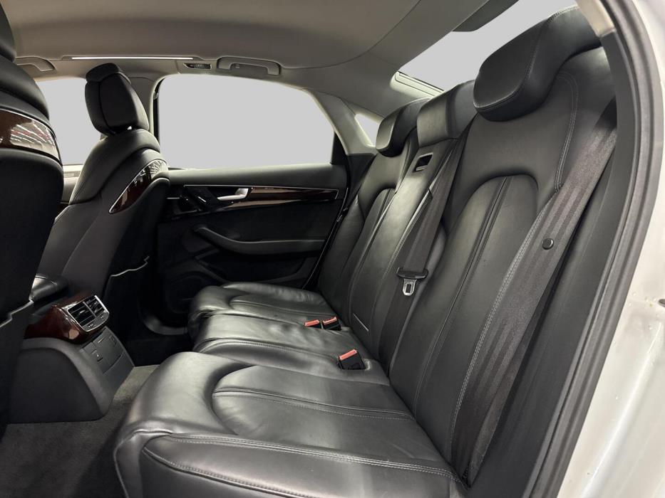 AUDI A8 2010