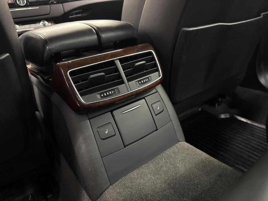 AUDI A8 2010