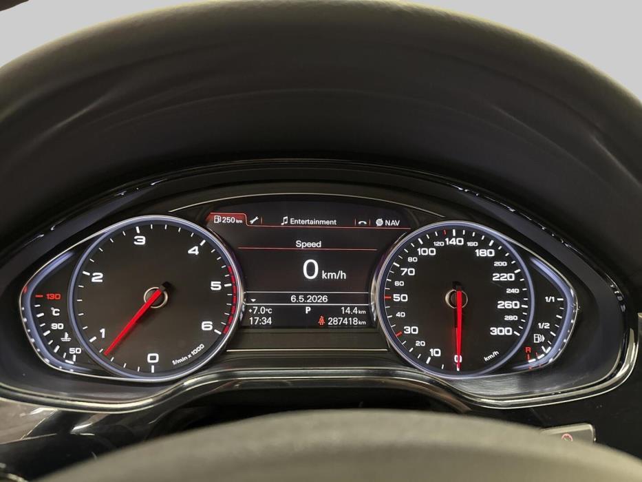 AUDI A8 2010