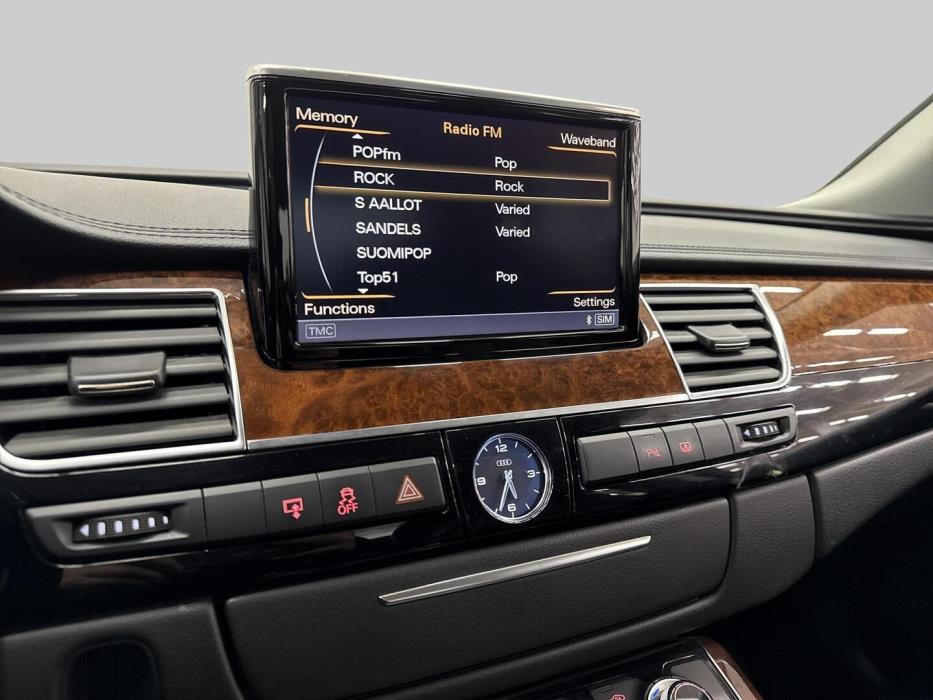 AUDI A8 2010