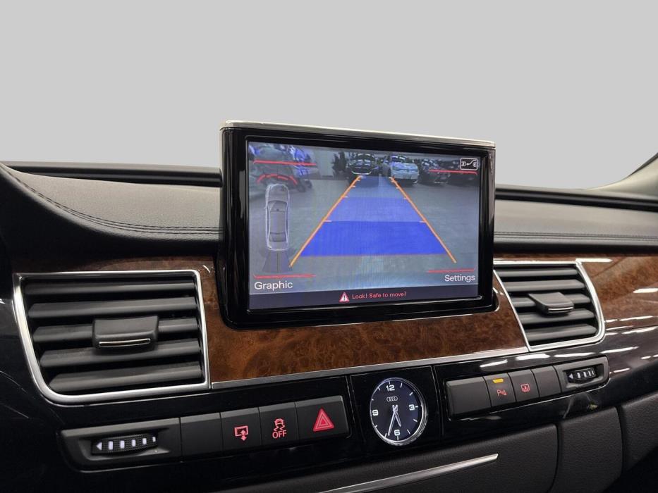 AUDI A8 2010