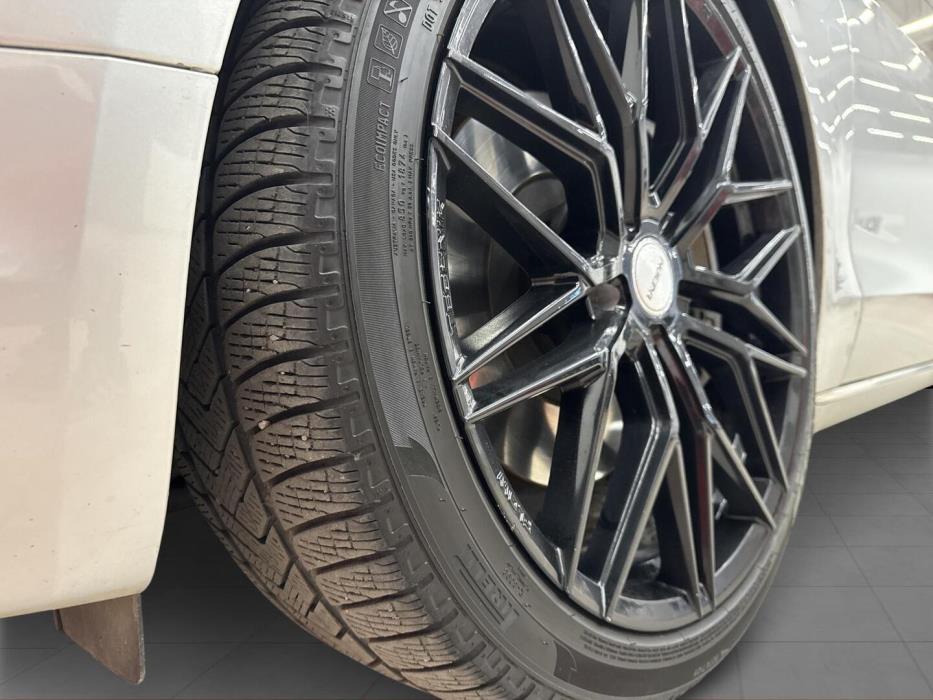 AUDI A8 2010