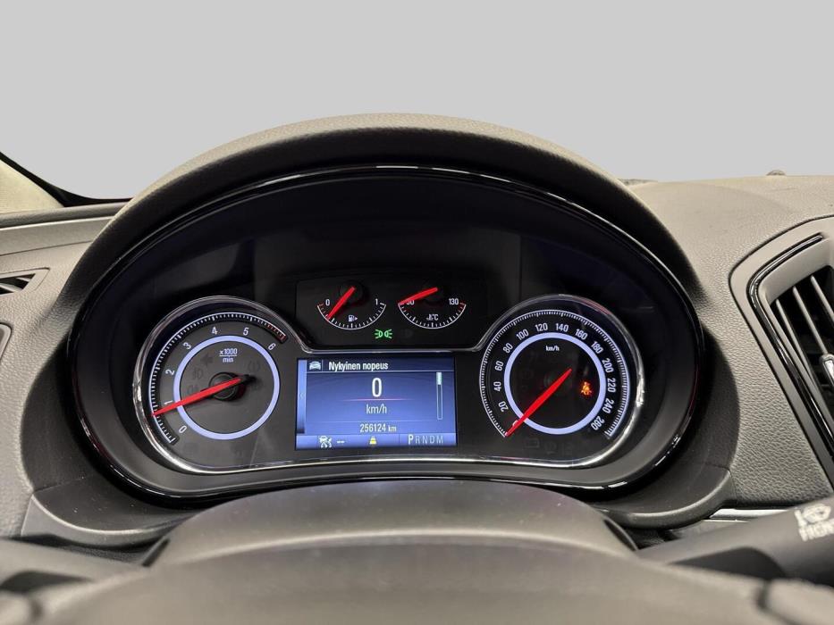 OPEL Insignia 2016