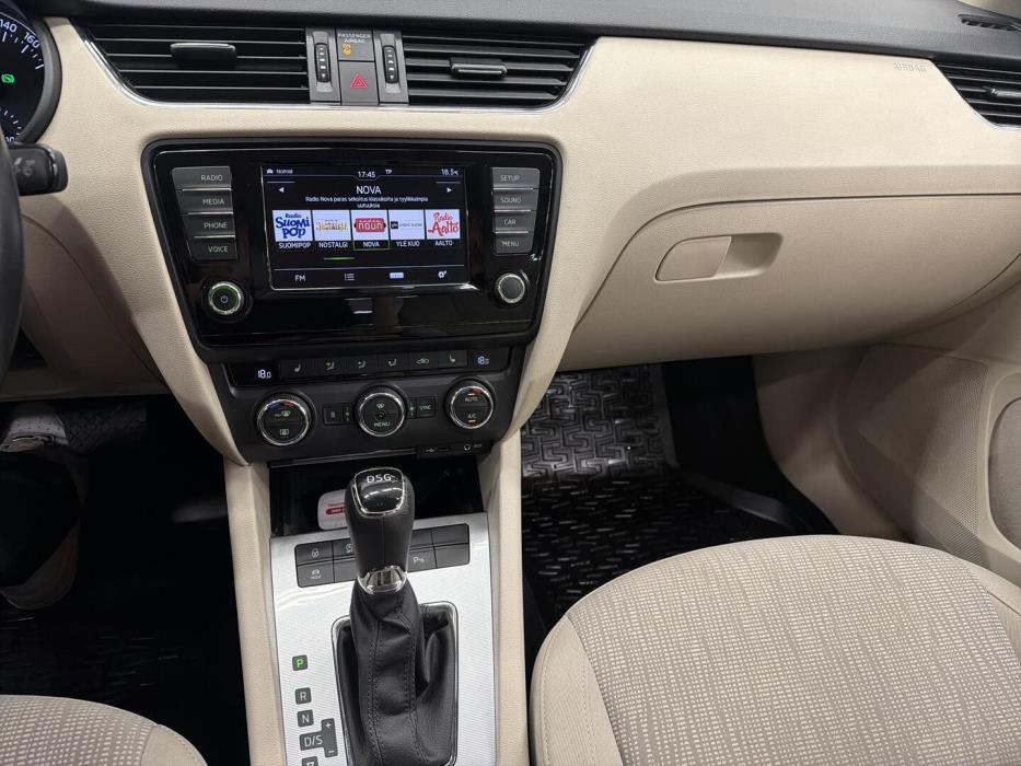 SKODA Octavia 2016