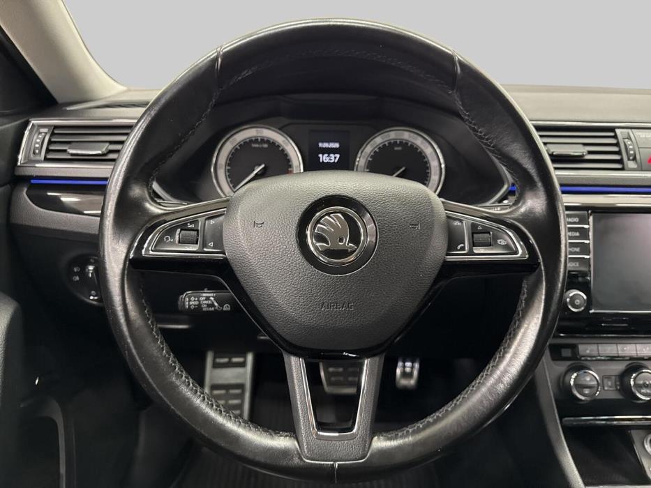 SKODA Superb 2017