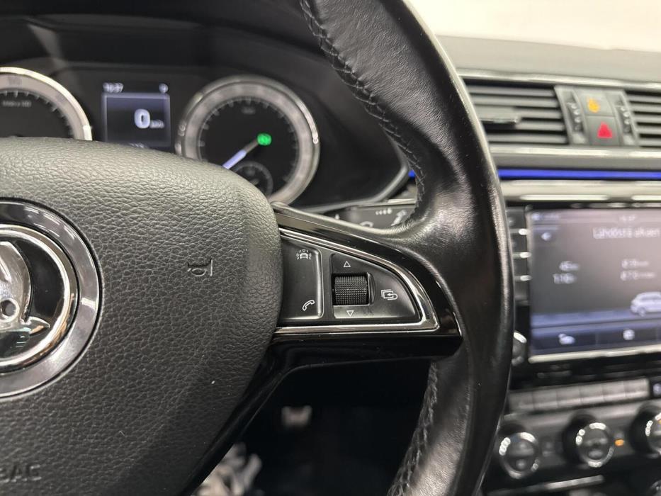SKODA Superb 2017