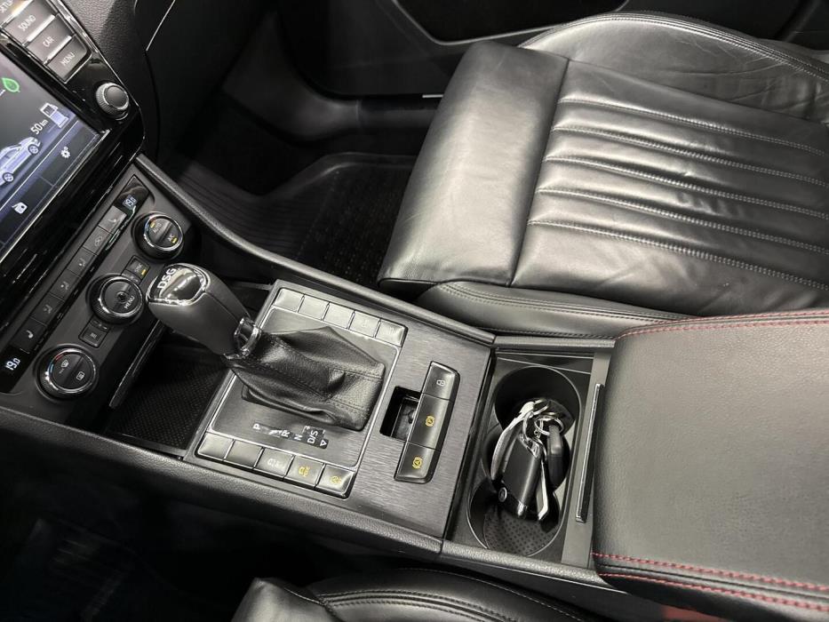 SKODA Superb 2017