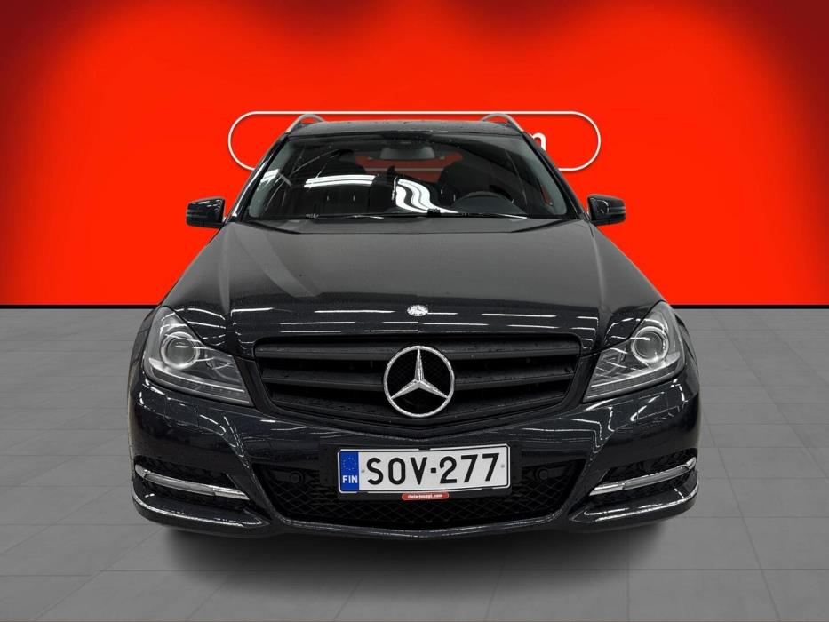 MERCEDES-BENZ C 2011