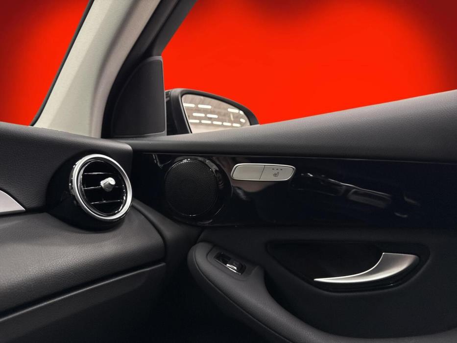 MERCEDES-BENZ GLC 2020