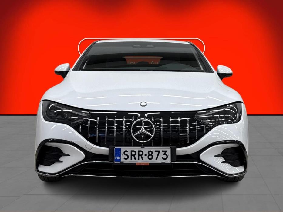 MERCEDES-BENZ EQE 2024