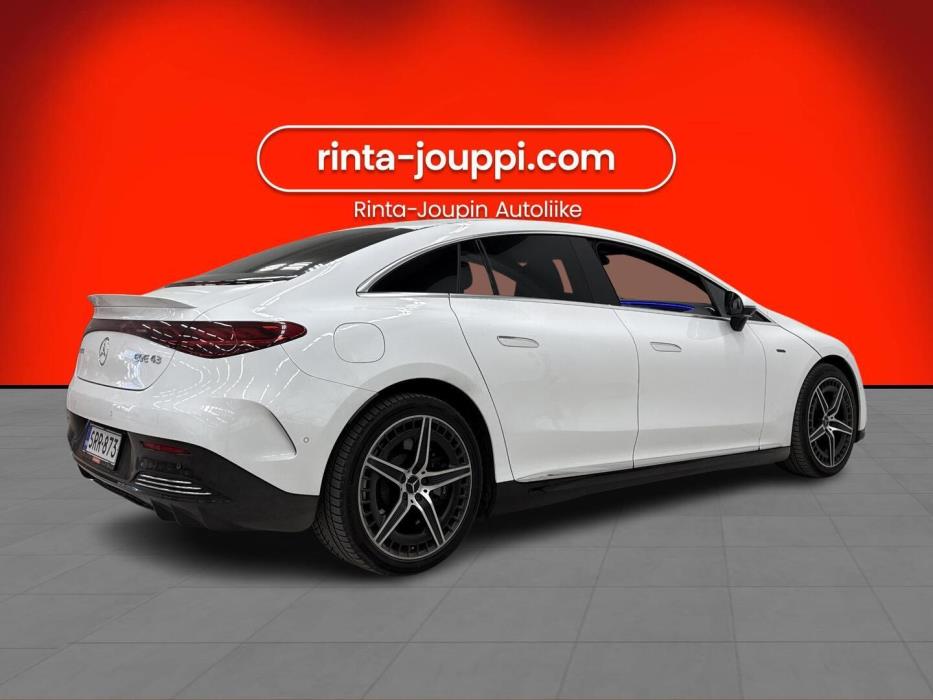 MERCEDES-BENZ EQE 2024