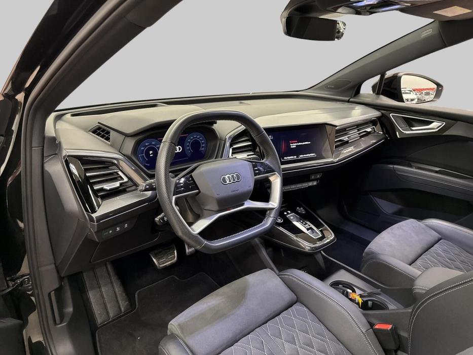 AUDI Q4 E-TRON 2022