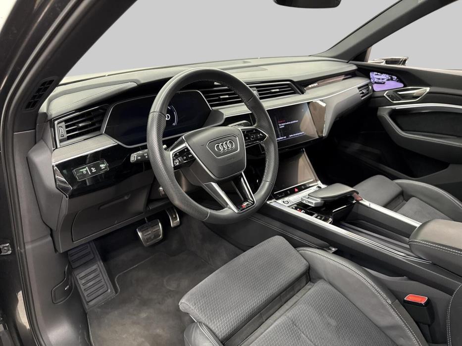 AUDI Q8 E-TRON 2023