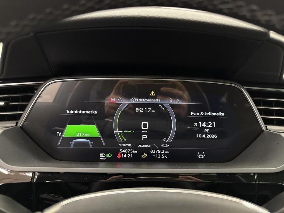 AUDI Q8 E-TRON 2023