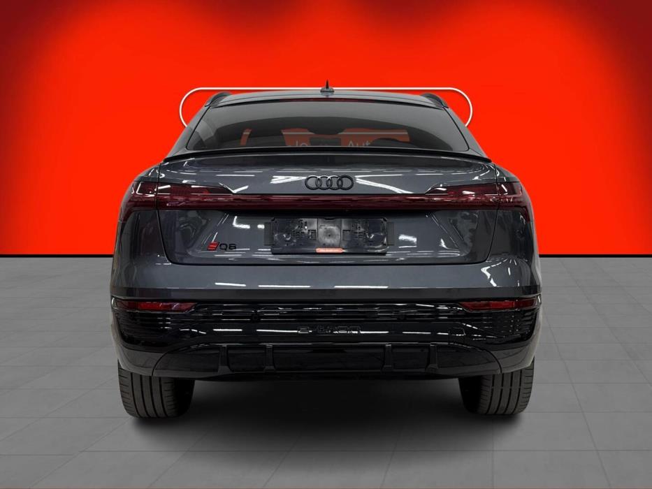 AUDI Q8 E-TRON 2023