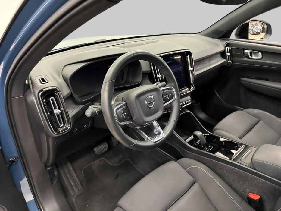 VOLVO C40 2022