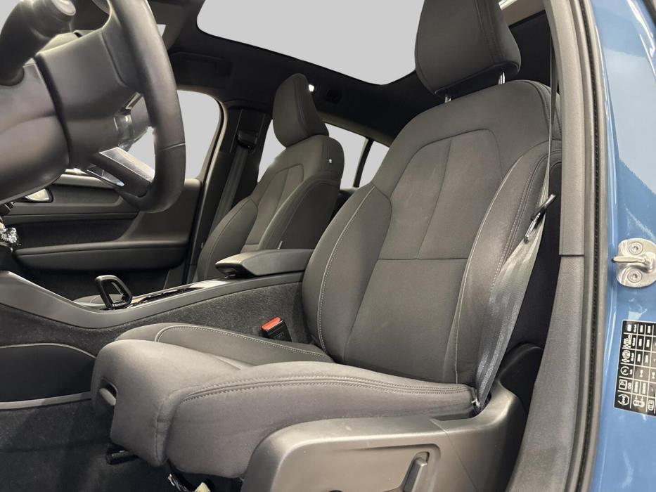 VOLVO C40 2022